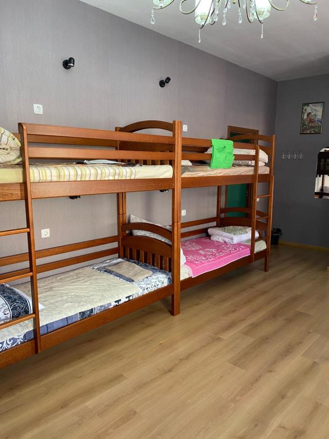 Centre Hostel Мукачеве Екстериор снимка