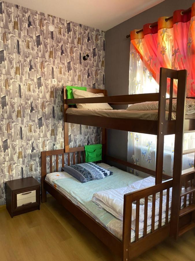 Centre Hostel Мукачеве Екстериор снимка