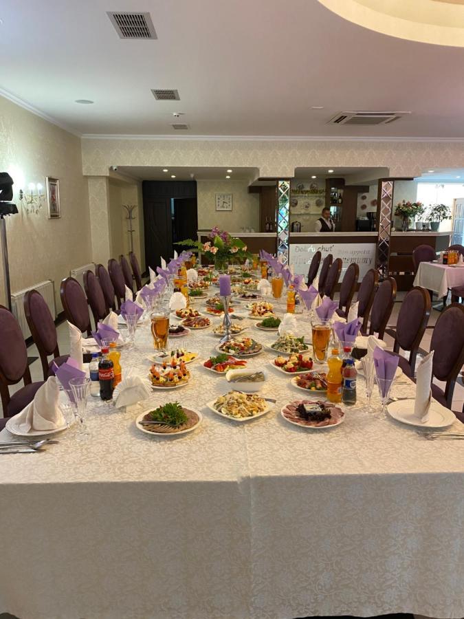 Centre Hostel Мукачеве Екстериор снимка