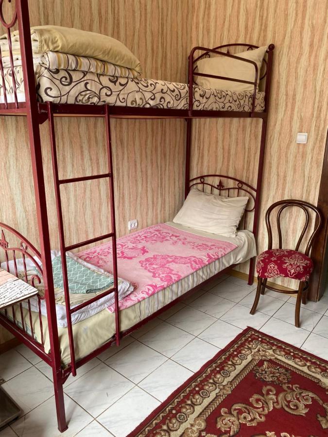Centre Hostel Мукачеве Екстериор снимка