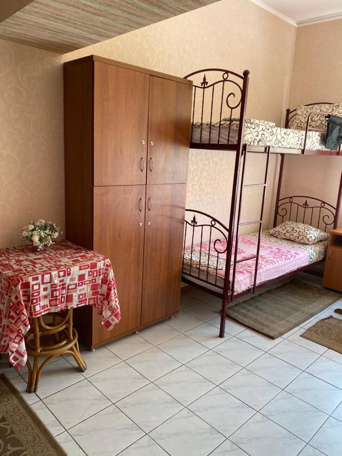 Centre Hostel Мукачеве Екстериор снимка