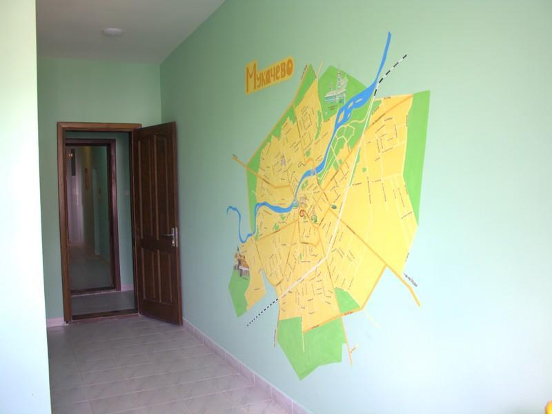 Centre Hostel Мукачеве Екстериор снимка